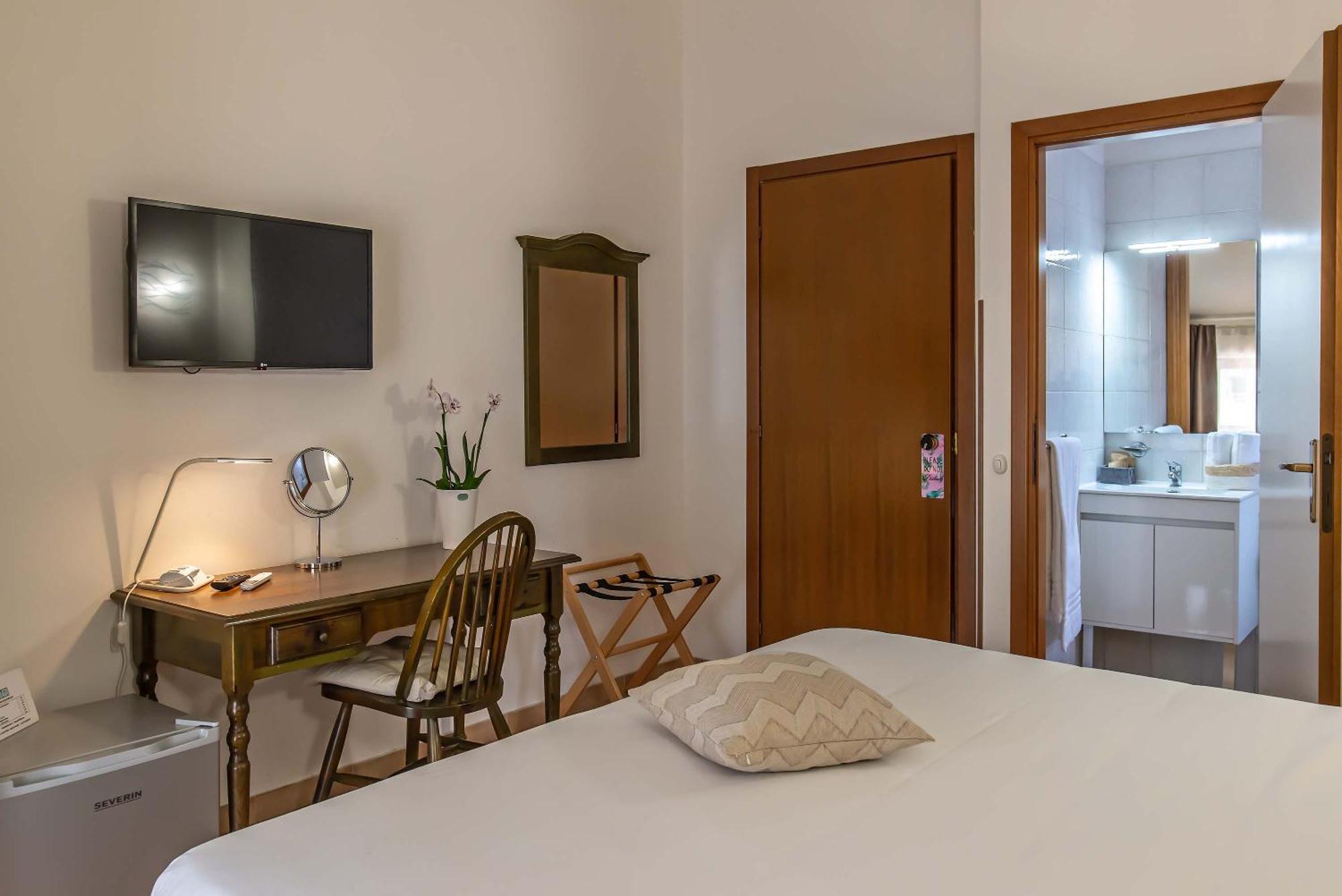 Plaza Rooms تْشامبينو المظهر الخارجي الصورة