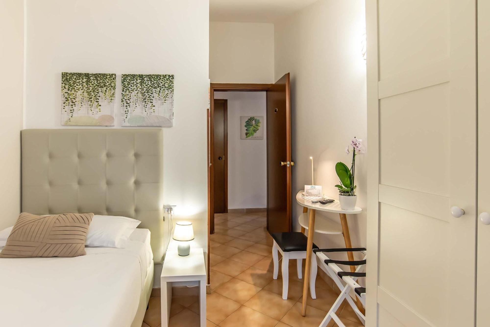 Plaza Rooms تْشامبينو المظهر الخارجي الصورة