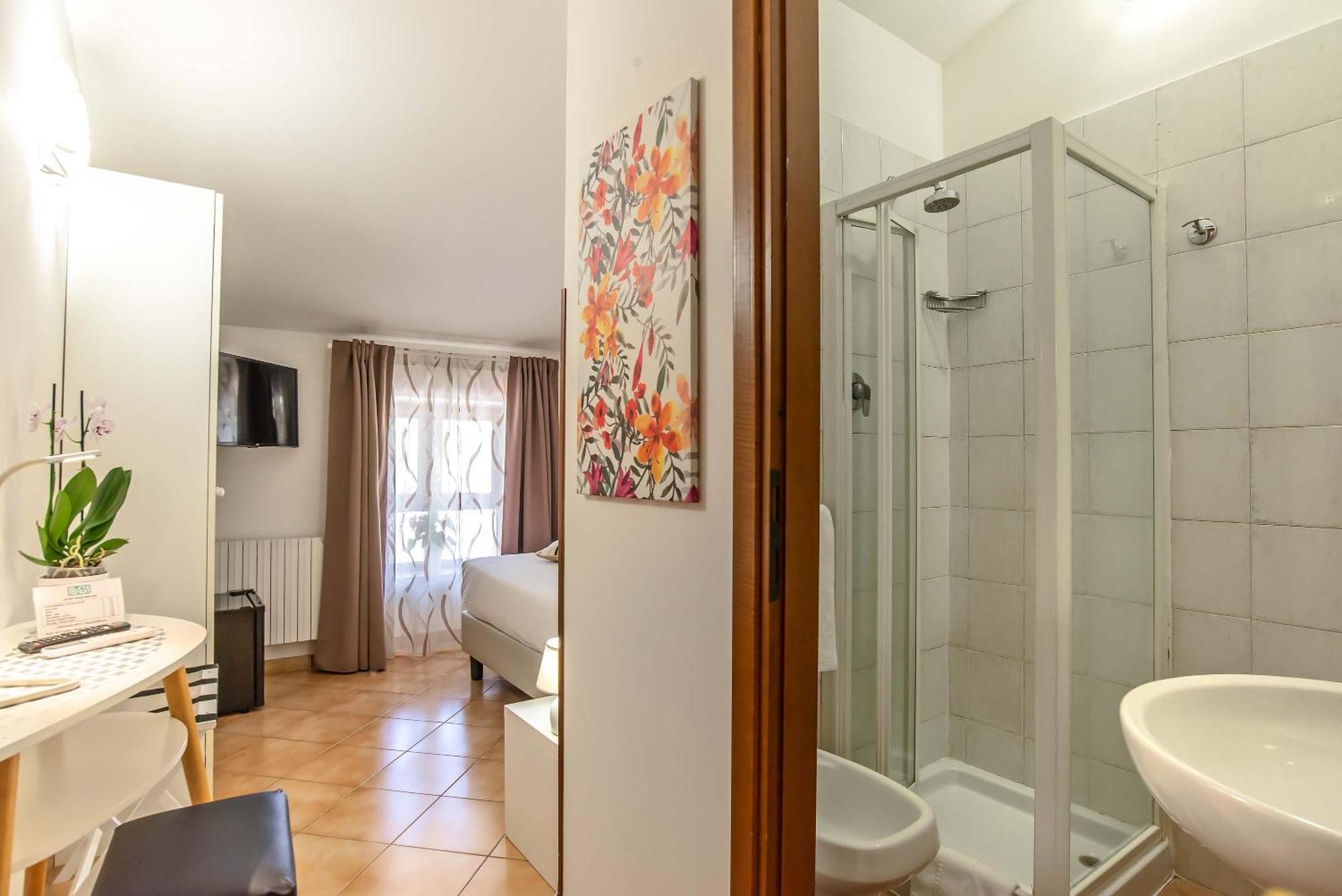 Plaza Rooms تْشامبينو المظهر الخارجي الصورة