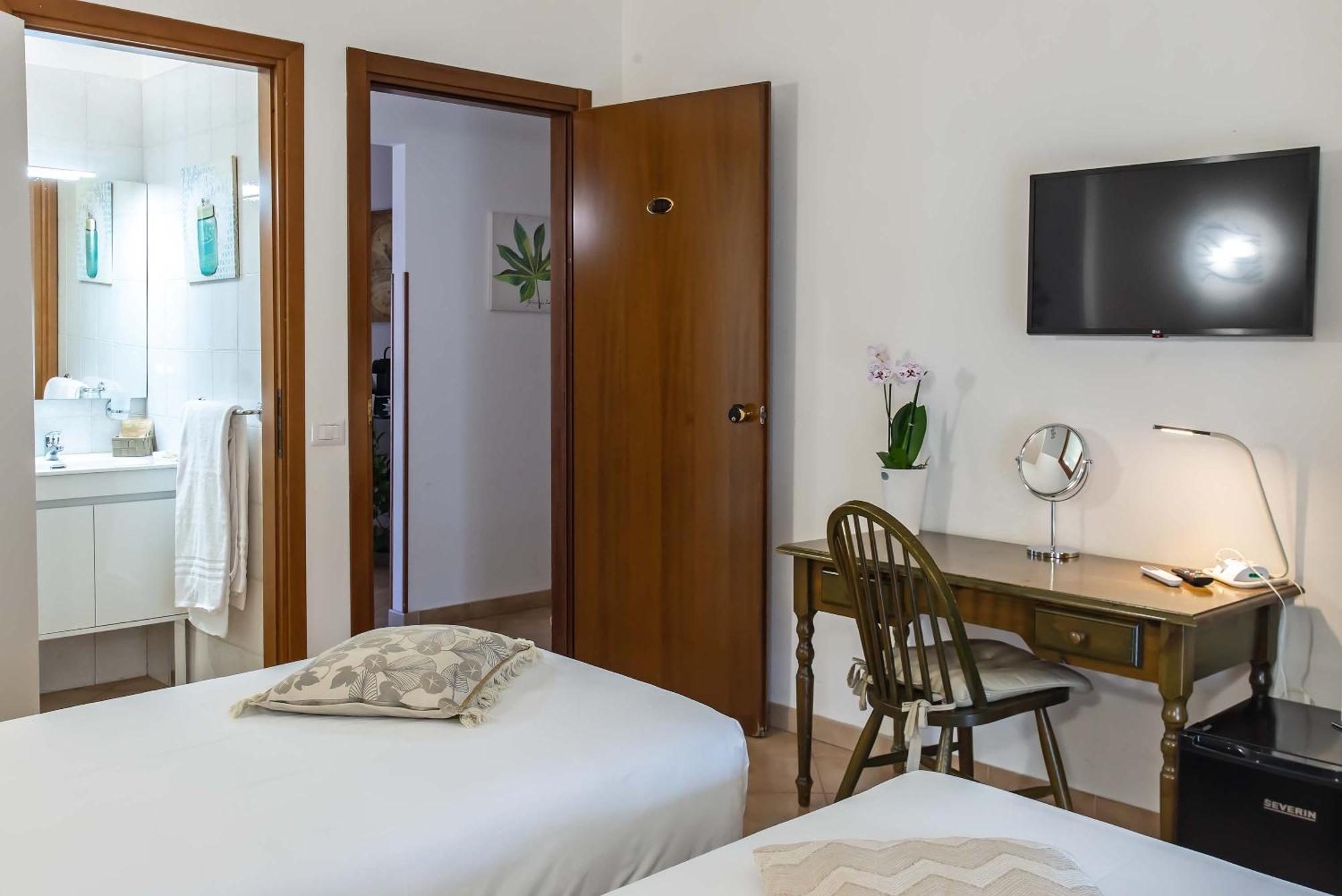 Plaza Rooms تْشامبينو المظهر الخارجي الصورة
